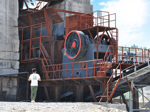 时产800-1200吨锑华矿石打砂机