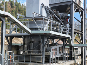 时产880-1300吨石英制砂机器