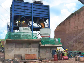 时产800-1200吨黄岗岩双辊制沙机
